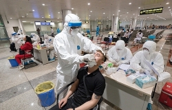 Chùm ca bệnh liên quan đến sân bay Tân Sơn Nhất: Không triệu chứng hoặc biểu hiện rất nhẹ