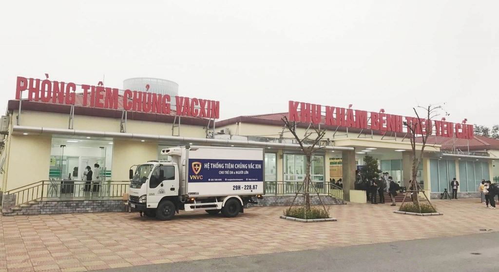 Buổi tiêm được bắt đầu diễn ra từ 8 giờ sáng 8/3.