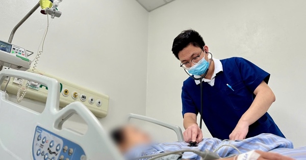 Bệnh nhân viêm màng não do không trị dứt điểm viêm tai giữa