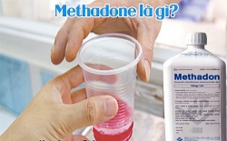 Tưởng nước ngọt, bé trai uống nhầm chất methadone dùng cai nghiện ma túy