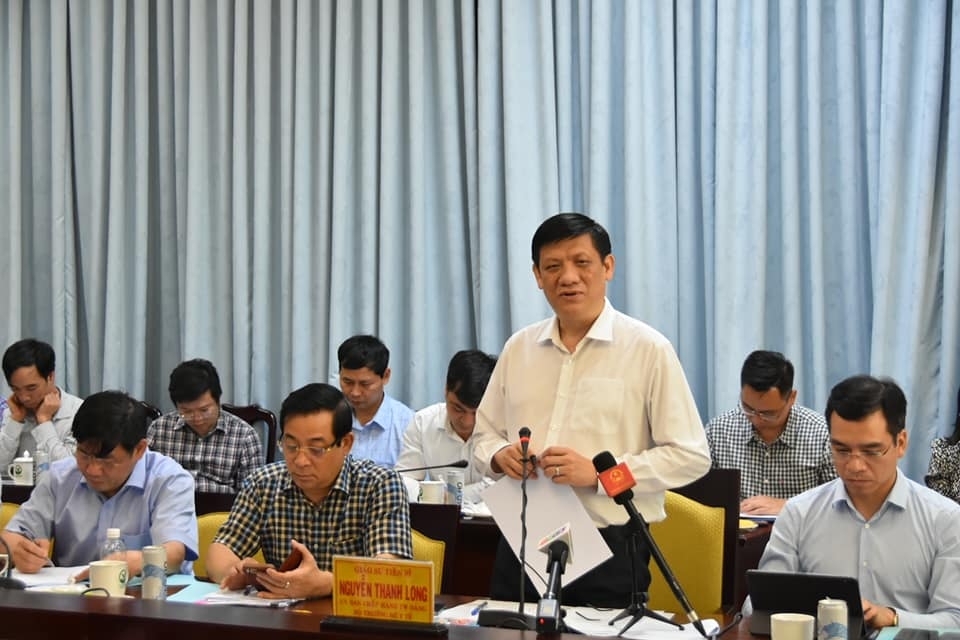 Bộ trưởng Bộ Y tế Nguyễn Thanh Long nhấn mạnh: Bộ Y tế sẽ hỗ trợ ngay tỉnh Vĩnh Long về công tác xét nghiệm
