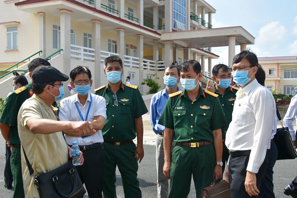 Đoàn công tác kiểm tra khu cách ly và làm việc với Ban chỉ đạo phòng, chống dịch Covid-19 tại tỉnh Hậu Giang.