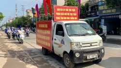 Huyện Thạch Thất tuyên truyền lưu động Tháng hành động An toàn thực phẩm và phòng chống Covid-19