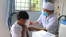 Triển khai tiêm vắc xin uốn ván - bạch hầu năm 2022 tại 32 tỉnh, thành phố