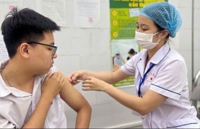 Triển khai chiến dịch tiêm chủng vắc xin sởi đợt 3 năm 2025