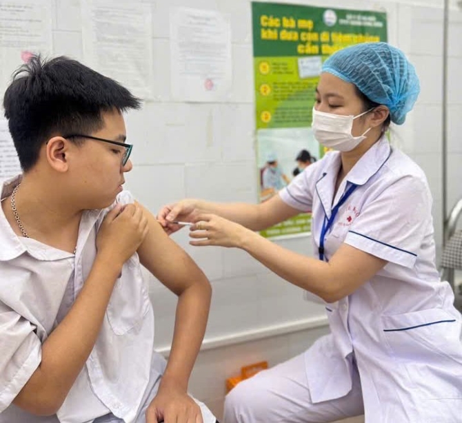 Triển khai chiến dịch tiêm chủng vắc xin sởi đợt 3 năm 2025