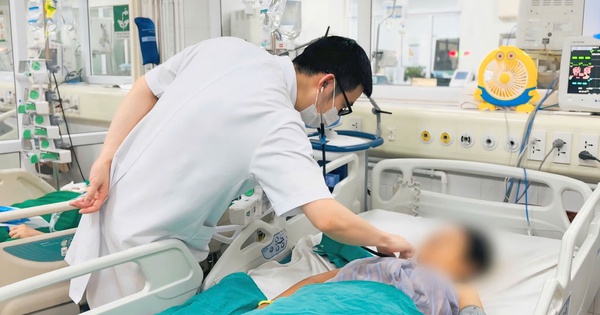 Sốc nhiễm khuẩn nặng sau tiêm khớp ở phòng khám tư