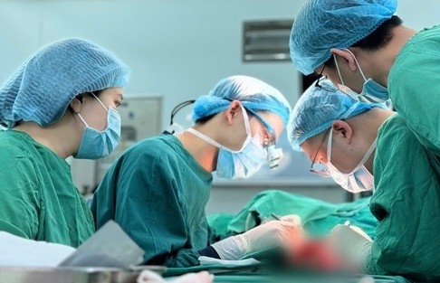 Nam công nhân đứt lìa ngón tay do tai nạn lao động