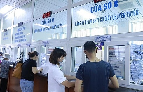 Chuyển người bệnh BHYT phải đảm bảo tránh gây quá tải