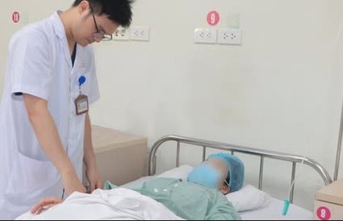 Sốt, đau vùng hố chậu phát hiện viêm phúc mạc ruột thừa
