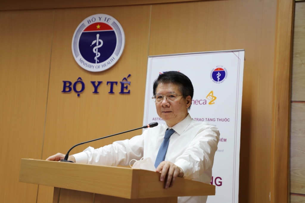 Thứ trưởng Bộ Y tế Trương Quốc Cường phát biểu tại cuộc họp 