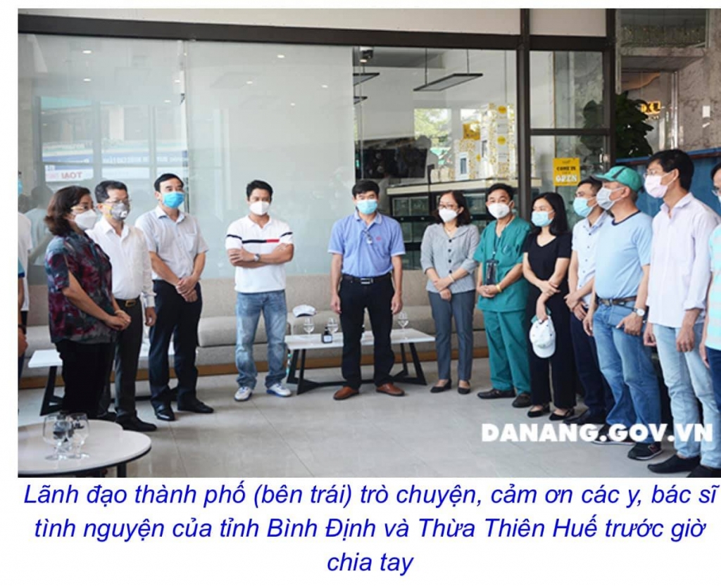 Chia tay 52 y, bác sĩ Bình Định và Thừa Thiên Huế