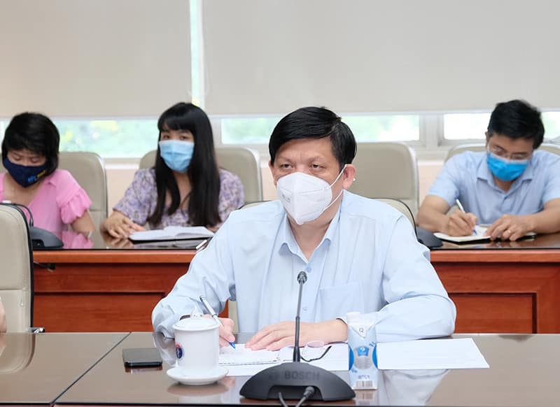 Bộ trưởng Bộ Y tế phát biểu tại cuộc làm việc