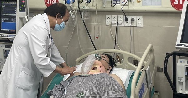 Một trường hợp bệnh nhân trong vụ cháy chung cư mini điều trị, theo dõi sức khoẻ tại Bệnh viện Bạch Mai.