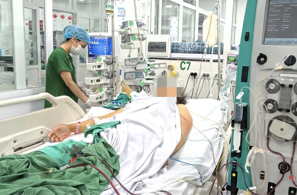 Cảnh báo tình trạng sốt xuất huyết nguy kịch chỉ sau vài ngày Cảnh báo tình trạng sốt xuất huyết nguy kịch chỉ sau vài ngày