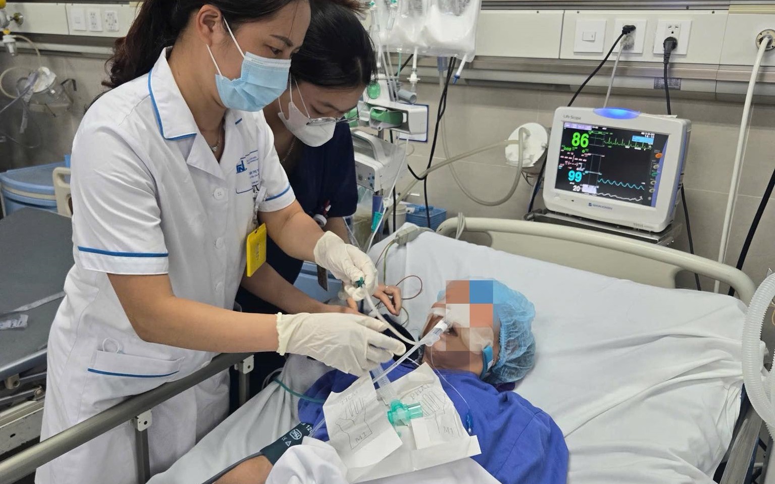 Cụ bà suýt tử vong do uống nhầm methadone trong chai nước ngọt