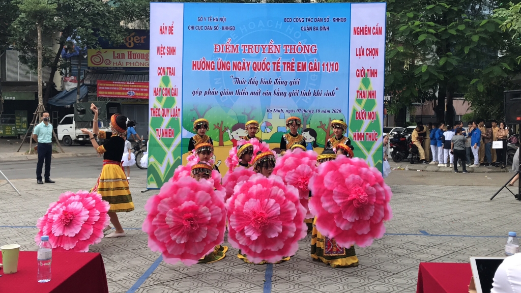 Quận Ba Đình (Hà Nội) tổ chức điểm truyền thông nhân ngày Quốc tế trẻ em gái