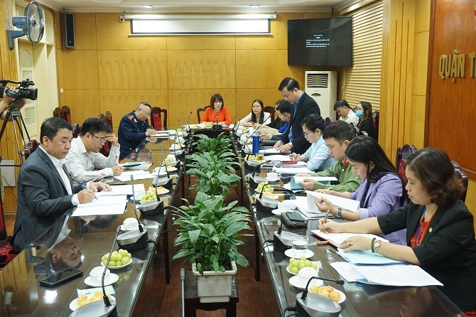 Đồng chí Đào Xuân Dũng, Phó Trưởng Ban Tuyên giáo Thành ủy Hà Nội làm việc với UBND quận Thanh Xuân về công tác phòng chống dịch Covid-19.