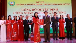 Công bố quyết định thành lập Hội đồng trường Cao đẳng Dược Trung ương Hải Dương