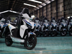 Indonesia chi hơn 455 triệu USD để hỗ trợ người dân chuyển sang dùng xe máy điện