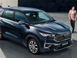 Toyota Innova 2023 tiếp tục cháy hàng tại Ấn Độ, khách đặt muộn phải chờ tới một năm