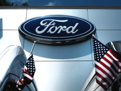 Ford phải chi hơn 19 triệu USD để giải quyết khiếu nại vì quảng cáo sai sự thật