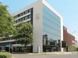 Mercedes-Benz chính thức khai trương showroom mới tại TP Hồ Chí Minh
