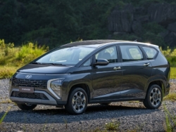 Hyundai Stargazer chuẩn bị ra mắt phiên bản gầm cao tương tự Mitsubishi Xpander Cross