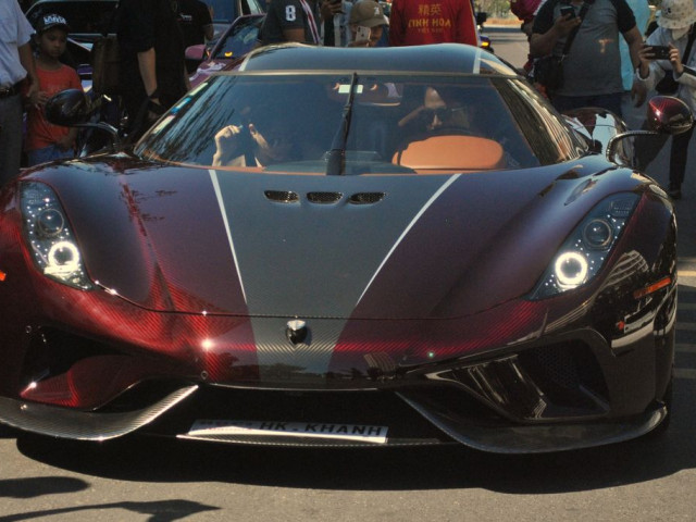 Koenigsegg Regera của đại gia Hoàng Kim Khánh “hạ lốp” tại Nha Trang