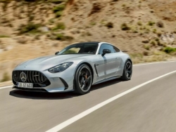 Mercedes-AMG GT 2024 ra mắt: Thiết kế và sức mạnh ấn tượng hơn