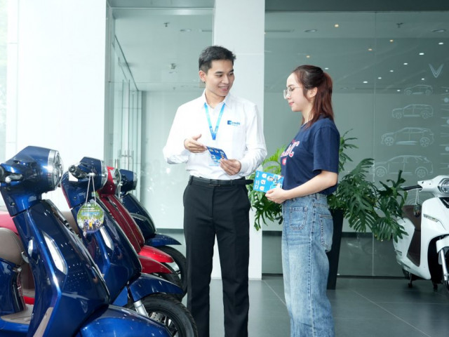 VinFast “bắt tay” với Mcredit, ưu đãi cho khách hàng mua xe máy điện