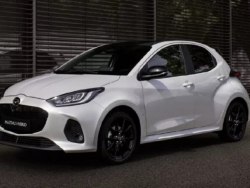 Mazda2 hybrid 2023 chính thức ra mắt: Thiết kế mới mẻ, hiện đại hơn