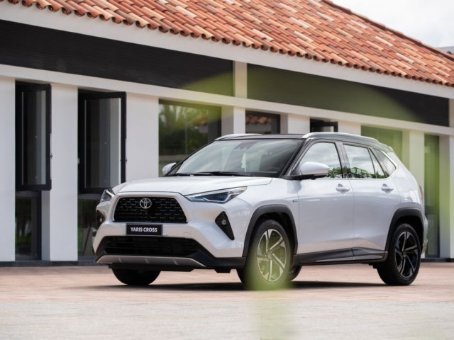 Toyota ưu đãi cho hàng loạt mẫu xe trong tháng 12/2023