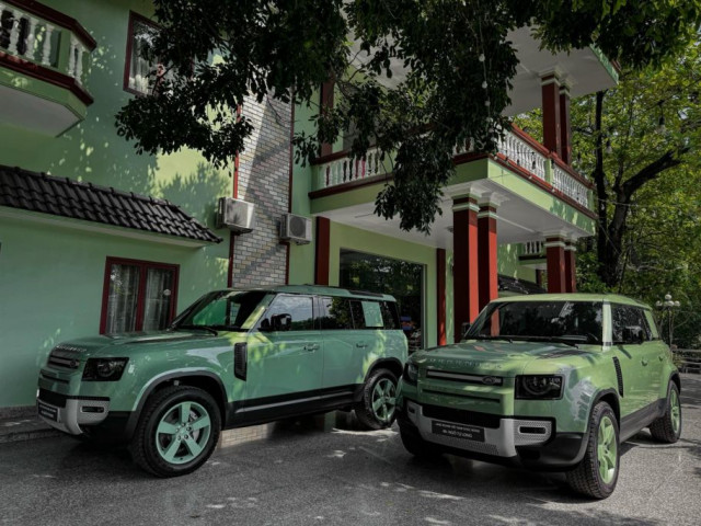 Hai anh em Bình Dương chi 15 tỷ tậu Land Rover Defender 75th Limited