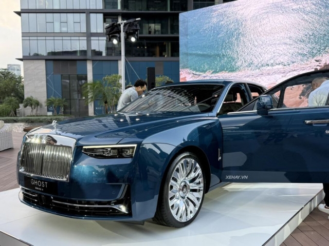Rolls-Royce Ghost Series II ra mắt tại Việt Nam: Giá từ 34,9 tỷ đồng