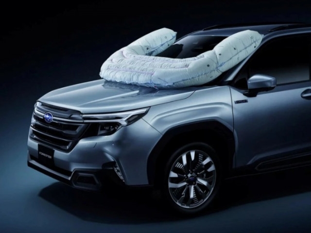 Subaru Forester nâng cấp túi khí ngoài, an toàn cho người đi xe đạp