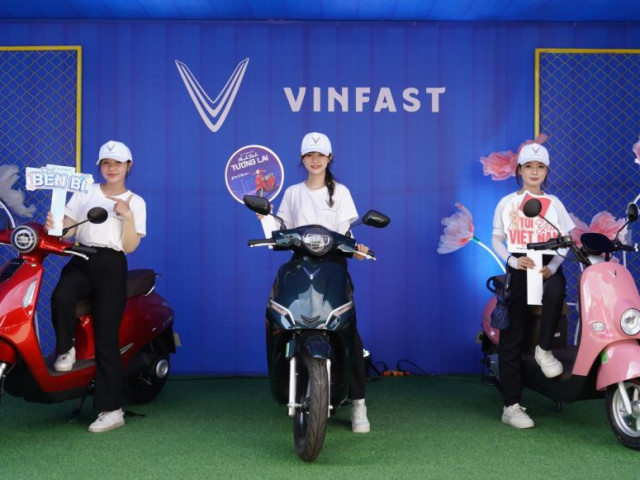 Xe máy điện VinFast “hút” khách với chính sách giá ưu đãi toàn dân