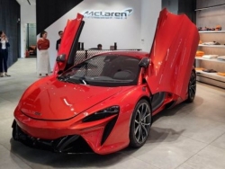 McLaren Artura chính hãng thứ hai "cập bến" Việt Nam: Giá từ 14,69 tỷ đồng