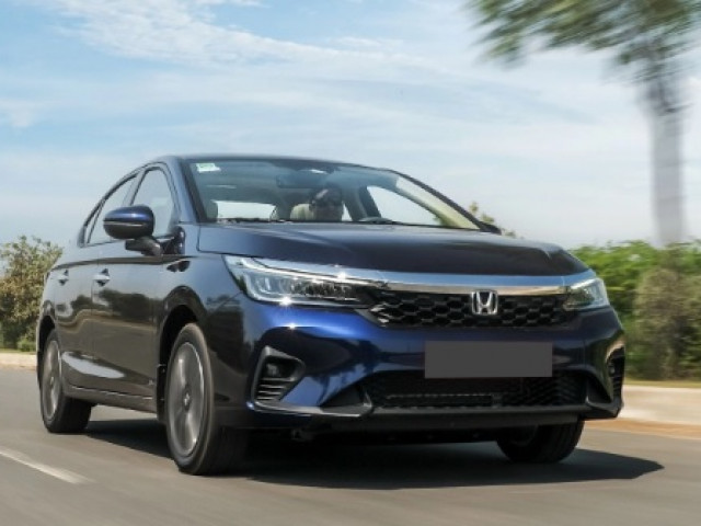 Đại l&yacute; bắt đầu nhận cọc Honda City 2023, phi&ecirc;n bản cũ đang được ưu đ&atilde;i l&ecirc;n đến 90 triệu