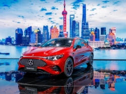 Mercedes-Benz CLA L ra mắt tại Triển lãm Ô tô Thượng Hải