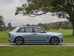 Rolls-Royce Cullinan Daisy trình làng: Tuyệt tác Bespoke tôn vinh vẻ đẹp thiên nhiên