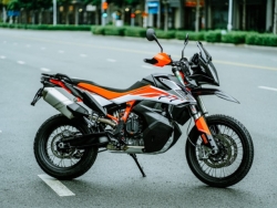 KTM và Husqvarna đồng loạt đóng cửa hệ thống showroom tại Việt Nam