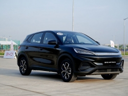 BYD thu phí 15 triệu cho ứng dụng điều khiển xe từ xa