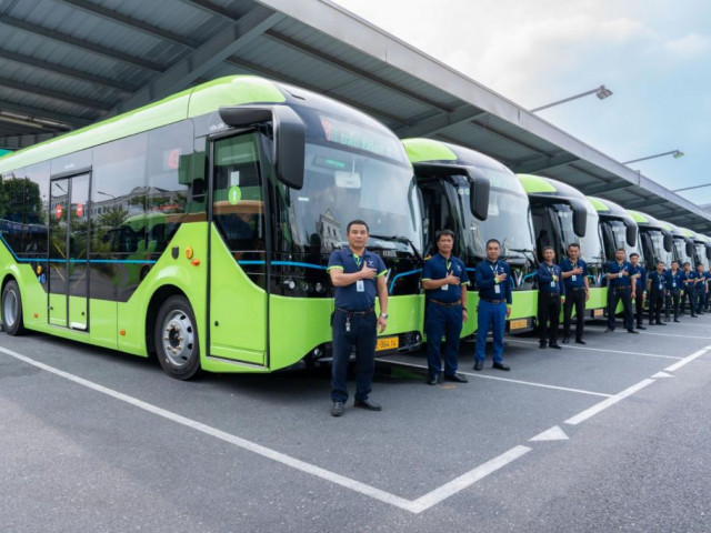 Vinbus khai trương tuyến buýt 43 - Kết nối nội thành với Đông Anh