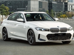 BMW 3 Series 2025 lộ diện tại đại lý: Thêm công nghệ, tăng giá