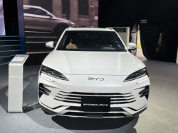 BYD Tây Hồ ra mắt BYD Sealion 6 - Khách hàng trúng quà lớn