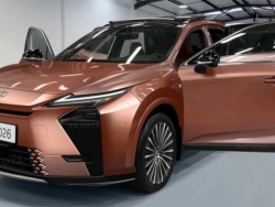Lexus RX bản nâng cấp được kỳ vọng ra mắt vào cuối năm