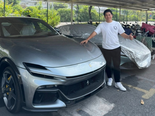 Cận cảnh siêu SUV Ferrari Purosangue đầu tiên "cập bến" Việt Nam