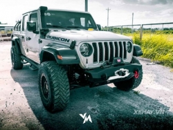 "Soi" Jeep Gladiator Rubicon "độ khủng" nhất Việt Nam - Niềm ao ước của dân mê "xê dịch"