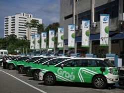Grab thử nghiệm dịch vụ gọi xe "xanh" với Hyundai Kona EV và Toyota Prius